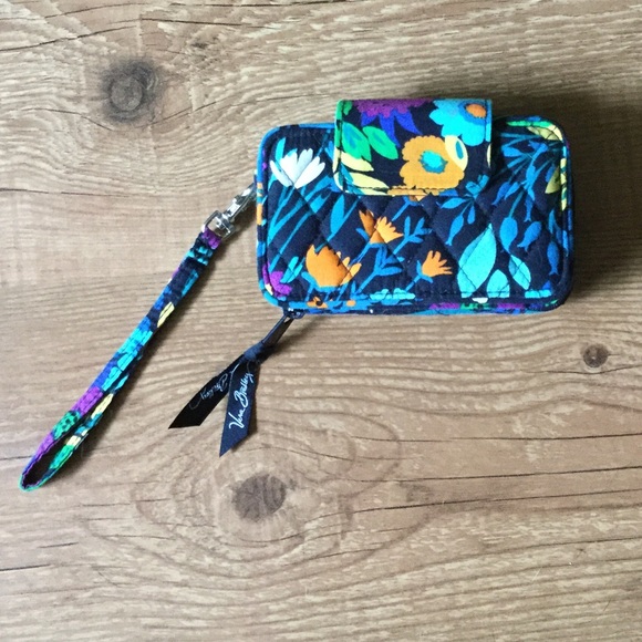 Vera Bradley Handbags - Very Bradley wristlet